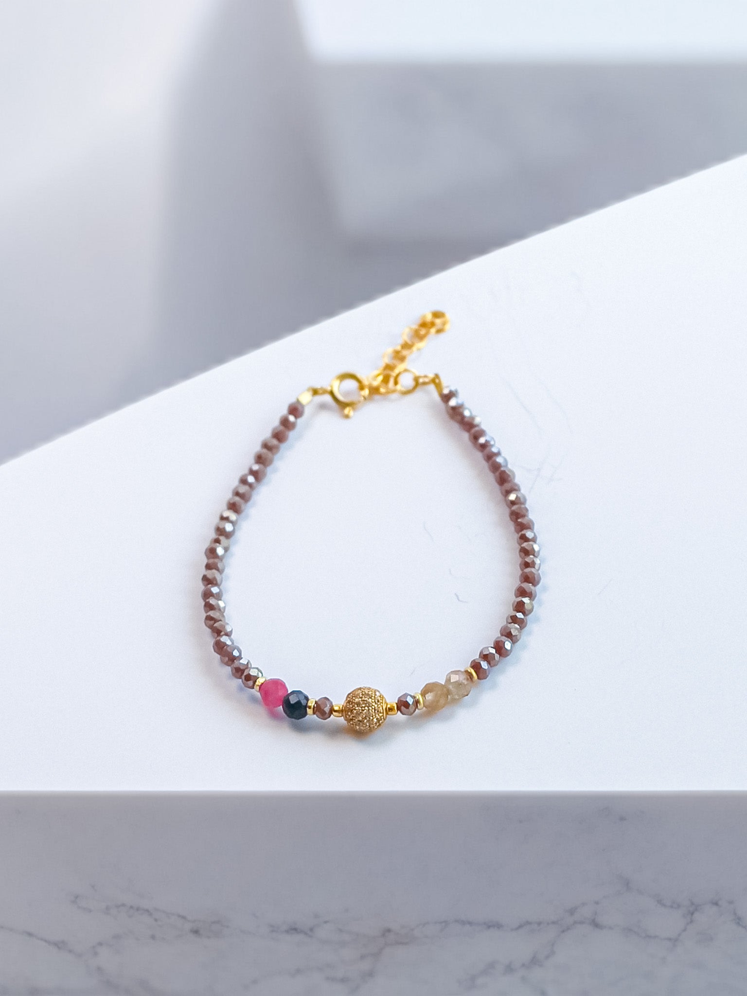 Steinarmband Gelbgold - Arcus - Lovesign - Handmade in Tyrol